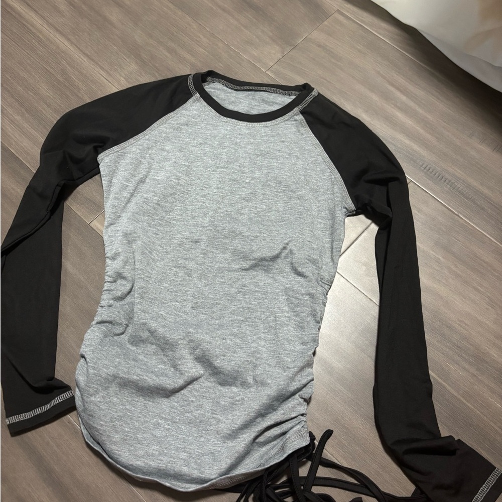 SHEIN Gray and Black Long Sleeve Tee